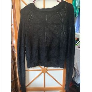 Thin Black cashmere high-low long-sleeved top
